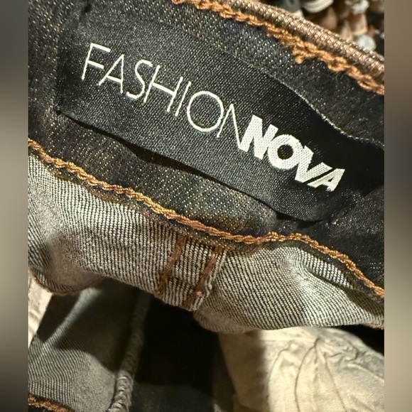 Fashion Nova Tongue Tied Flare Jeans Dark Wash NWT Size 1 Y2K Retro Stretchy - Picture 7 of 7